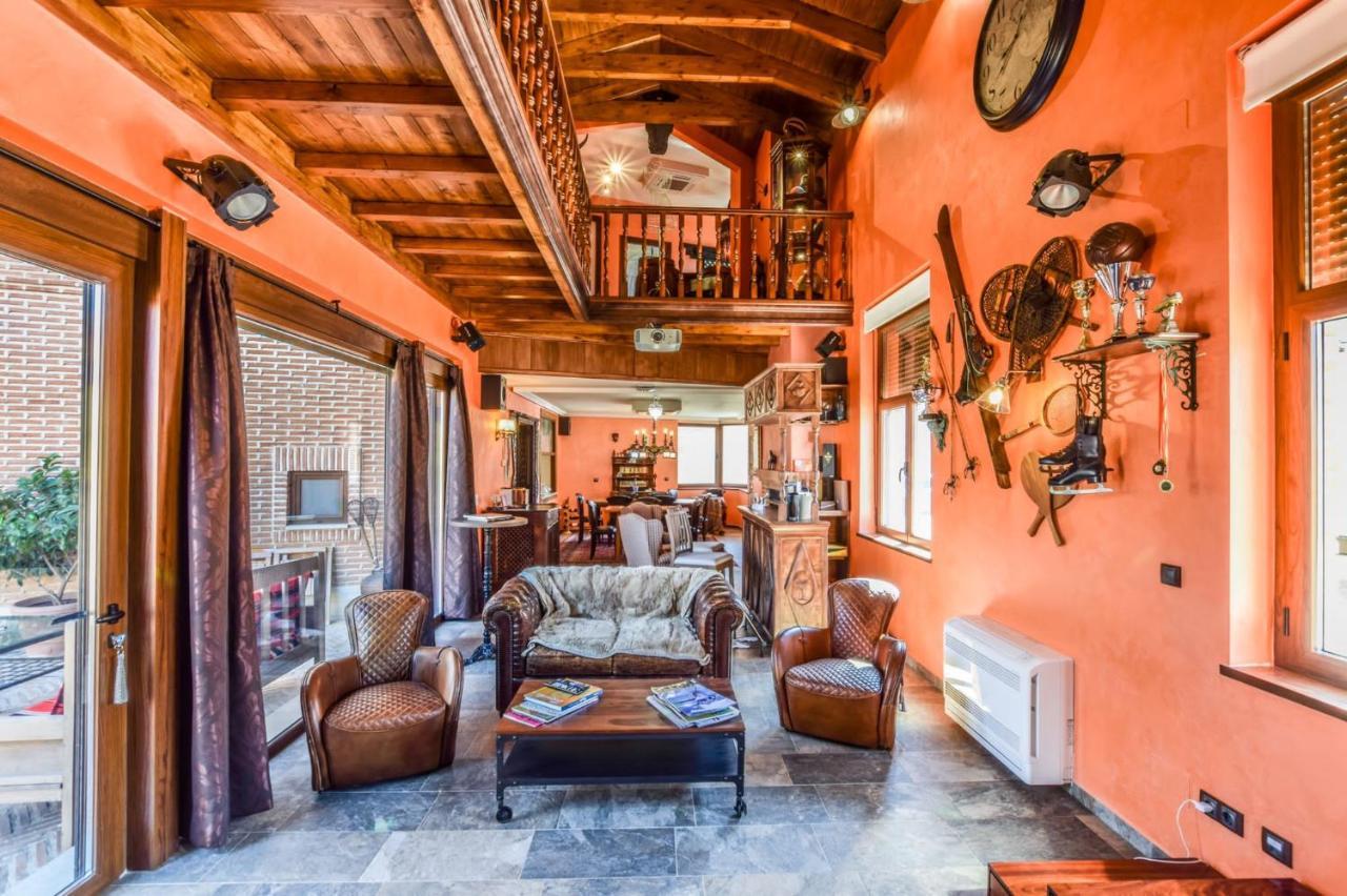 Casa Del Trotamundos Pensionat Villamayor de Campos Exteriör bild