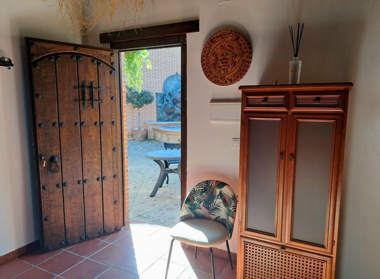 Casa Del Trotamundos Pensionat Villamayor de Campos Exteriör bild